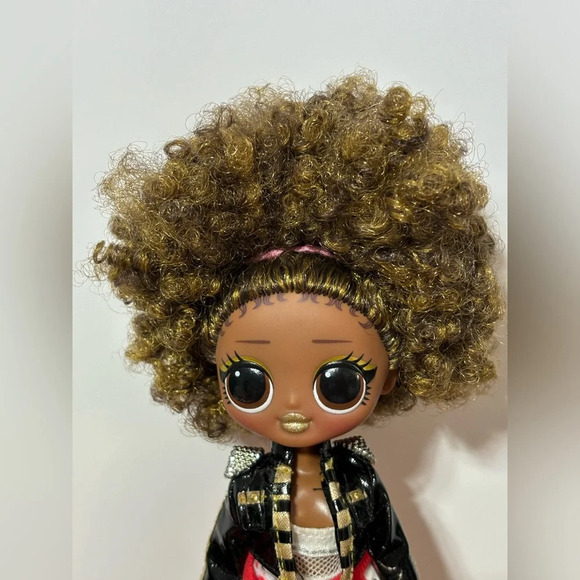 5/$25 
LOL Surprise Royal Bee OMG Fashion Doll 10 " Good Used Condition - Picture 2 of 9